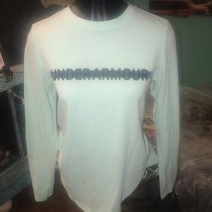 Under armor long sleeve t-shirt